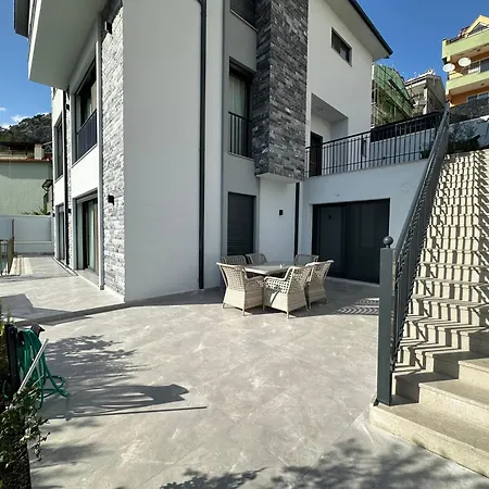 Ronya Marmaris